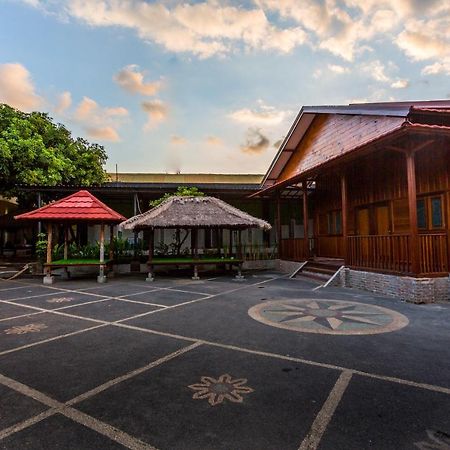 Oyo 1427 Azzahra Guest House Syariah Mataram Zewnętrze zdjęcie